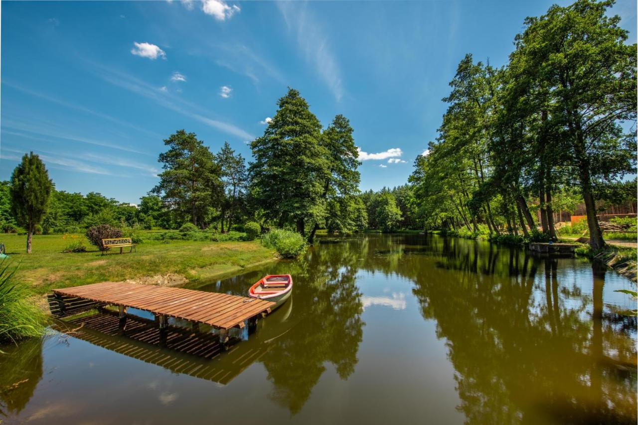 Wellness Hotel Spark Malacky Exteriör bild